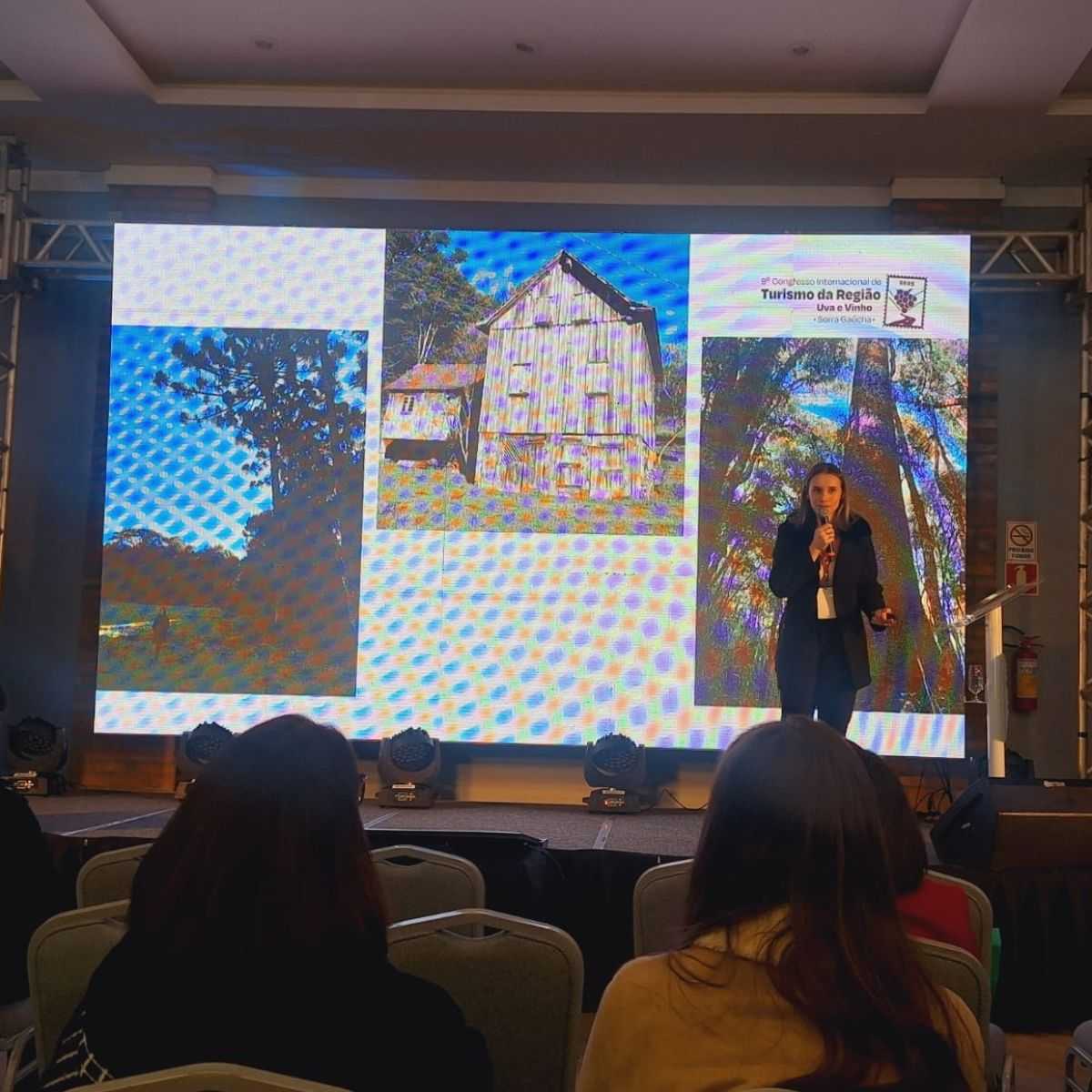 Foto de capa da notícia Secretária de Turismo participa do 9º Congresso Internacional de Turismo da Região Uva e Vinho