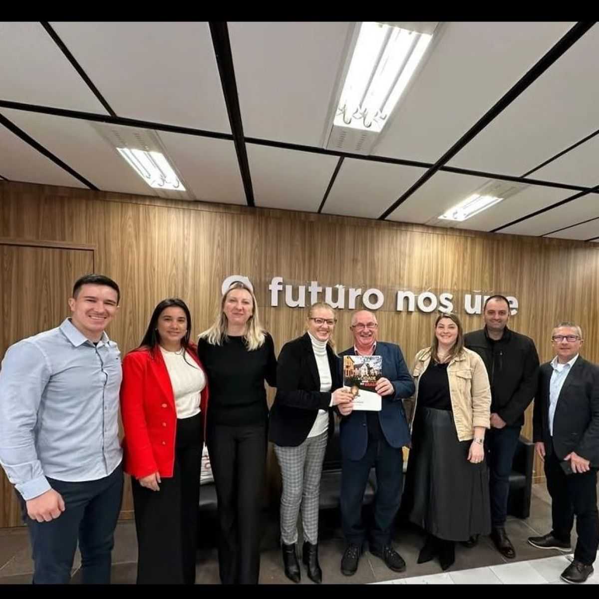 Foto de capa da notícia Antônio Prado reforça parcerias e apresenta projetos para o fortalecimento do turismo em Porto Alegre