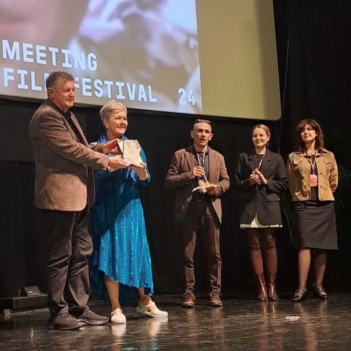 Foto de capa da notícia Audiovisual filmado em Antônio Prado “Até que a Música Pare” recebe prêmio de Melhor Direção no 42° Bergamo International Film Festival